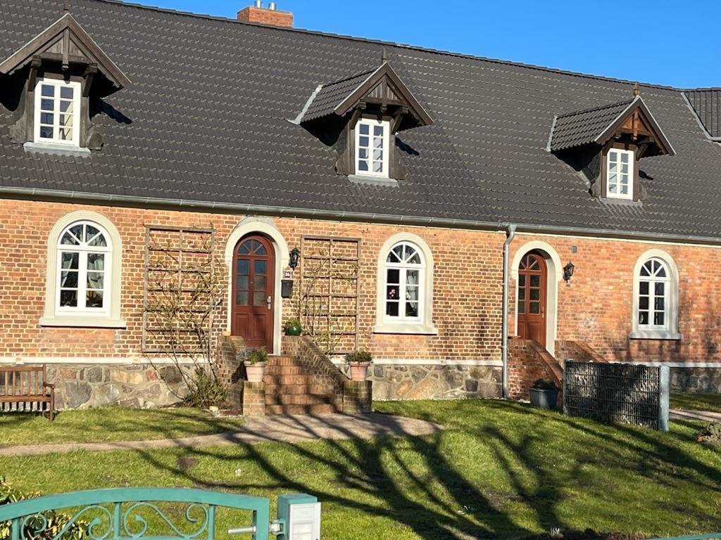 Ferienwohnung Perle Im Mecklenburger Parkland Walkendorf Exterior foto